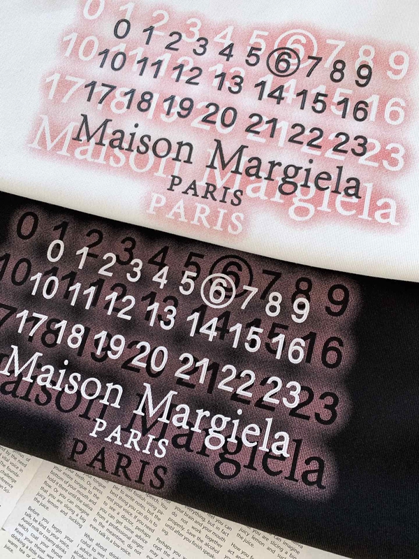 ブランドパーカー全体デザイン